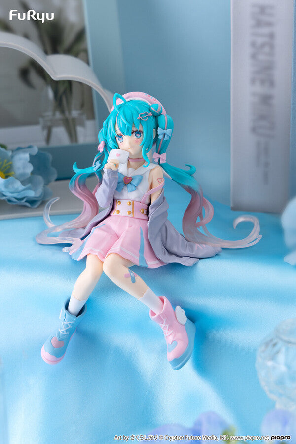 Hatsune Miku - Noodle Stopper Figure - Koisuru Sailor Fuku, Gray ver