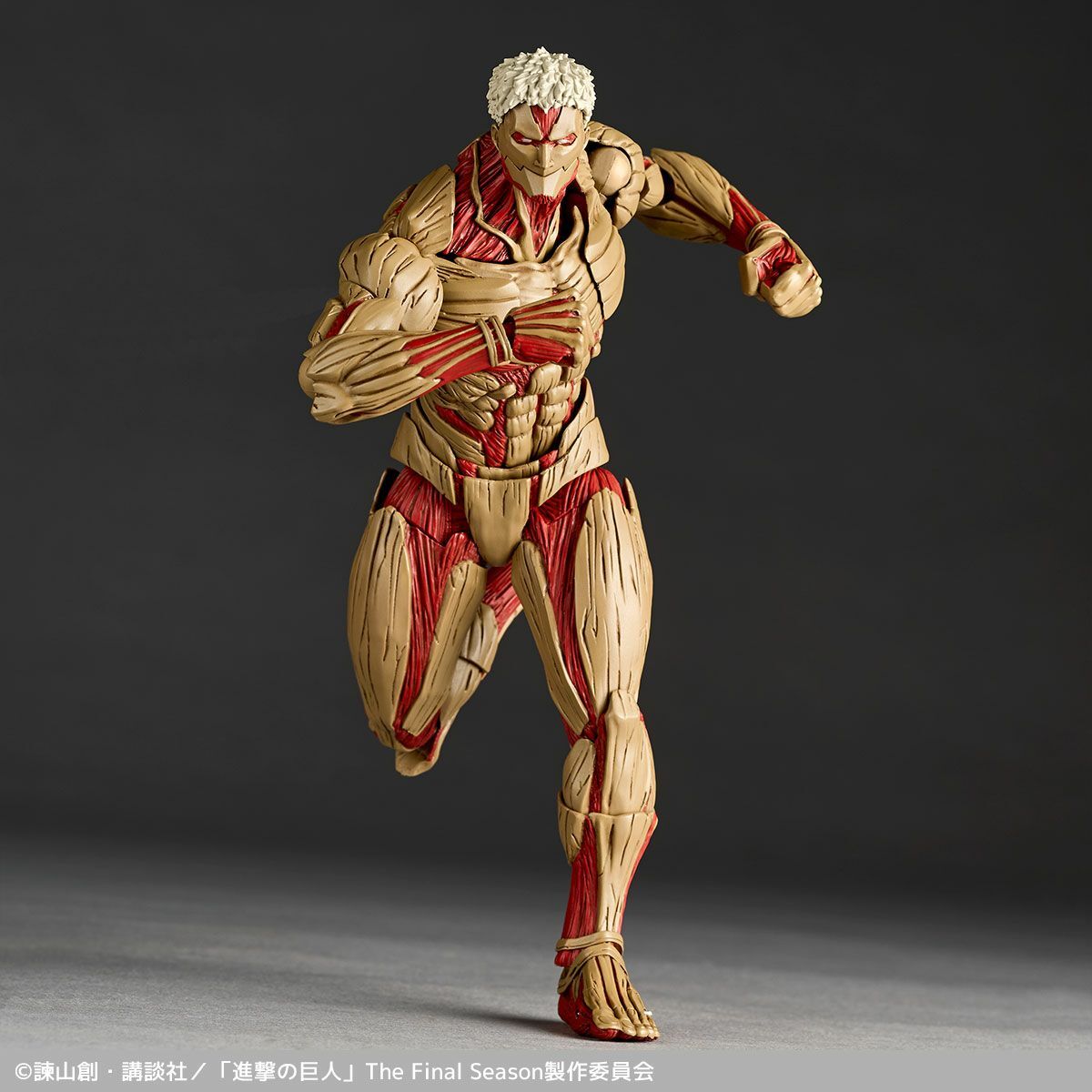 Attack on Titan - Armored Titan - Amazing Yamaguchi - Revoltech
