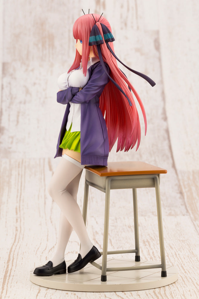 The Quintessential Quintuplets - Nino Nakano 1/8 Scale Figure